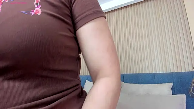 Snapshot of angel_ponce chatting on February 27, 2026, 7:14 pm angel ponce online show from February 27, 2026, 7:14 pm