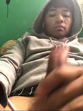 carlo20n online show from October 21, 2025, 2:38 pm