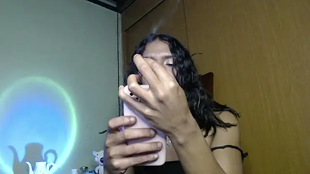 Galgadot3 online show from April 4, 2026, 2:51 am