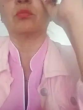 Snapshot of Ternura_Prohibida chatting on November 15, 2025, 8:24 pm Ternura Prohibida online show from November 15, 2025, 8:24 pm