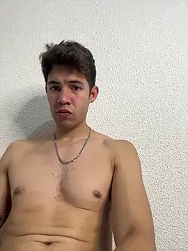 Maxtaylor18 online show from October 15, 2025, 3:05 am