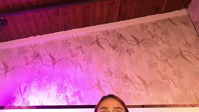 Snapshot of gemma_sm chatting on December 22, 2025, 3:28 am gemma sm online show from December 22, 2025, 3:28 am