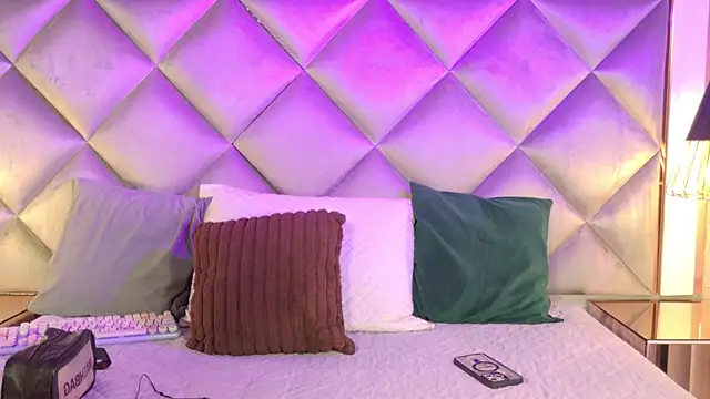 Snapshot of gemma_sm chatting on January 8, 2026, 3:12 am gemma sm online show from January 8, 2026, 3:12 am