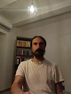 Snapshot of Mrkurt86 chatting on October 31, 2025, 9:00 pm Mrkurt86 online show from October 31, 2025, 9:00 pm
