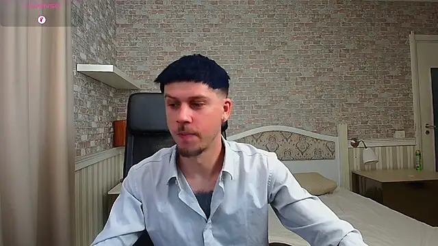 Snapshot of JonahShaw chatting on May 11, 2026, 4:47 am JonahShaw online show from May 11, 2026, 4:47 am
