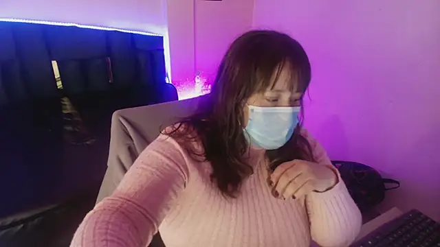 Snapshot of _Emily_rosee_ chatting on November 24, 2025, 11:21 am Emily rosee online show from November 24, 2025, 11:21 am