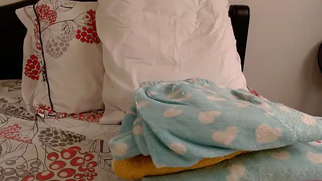 Sarah-w online show from November 6, 2025, 2:10 pm