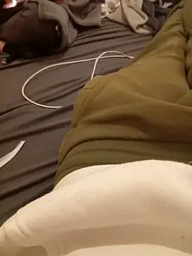 Snapshot of Couplefrsex chatting on October 7, 2025, 1:56 pm Couplefrsex online show from October 7, 2025, 1:56 pm