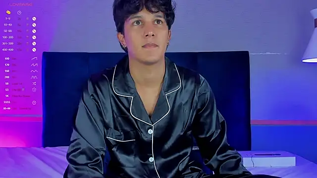 Snapshot of Leo_Savage_ chatting on November 11, 2025, 4:07 am Leo Savage online show from November 11, 2025, 4:07 am