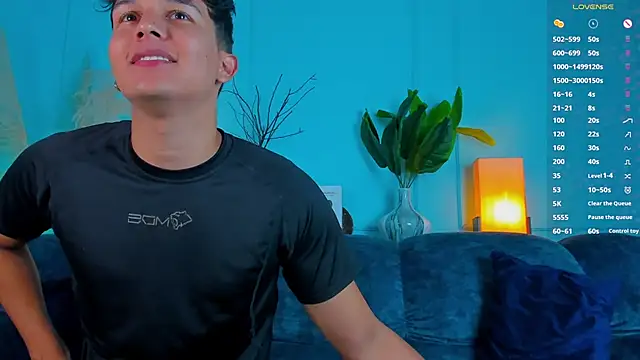 Leo Savage  online show from February 24, 2026, 3:07 am