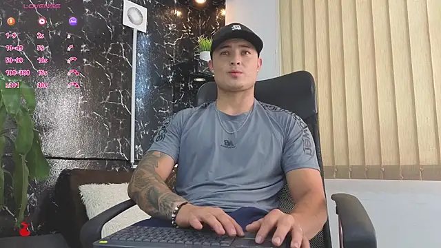 Alexander ferre online show from April 2, 2026, 1:18 pm