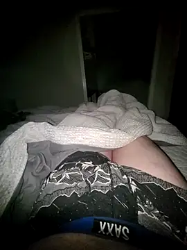 Snapshot of Mr1bucket chatting on December 16, 2025, 2:49 am Mr1bucket online show from December 16, 2025, 2:49 am