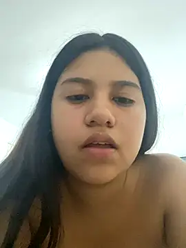 Snapshot of AntonellaCute_ab chatting on November 5, 2025, 11:08 pm AntonellaCute ab online show from November 5, 2025, 11:08 pm