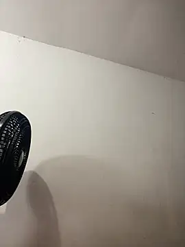 Snapshot of AntonellaCute_ab chatting on November 12, 2025, 2:59 am AntonellaCute ab online show from November 12, 2025, 2:59 am