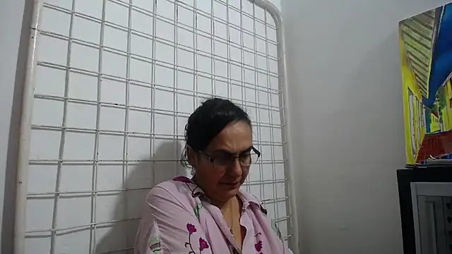 gabbyparker  online show from January 17, 2026, 9:35 am