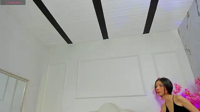 Cloedurant online show from October 14, 2025, 7:47 pm