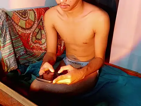 Snapshot of addicted_to_alex chatting on November 21, 2025, 5:34 pm addicted to alex online show from November 21, 2025, 5:34 pm