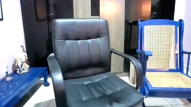 ju muniz01 online show from March 18, 2026, 10:10 pm