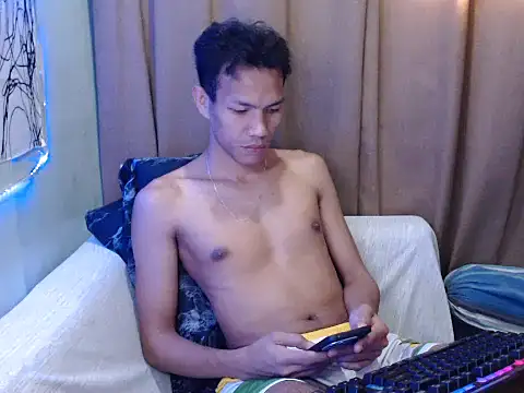 Snapshot of fantasy_davidxx chatting on December 2, 2025, 7:21 am fantasy davidxx online show from December 2, 2025, 7:21 am