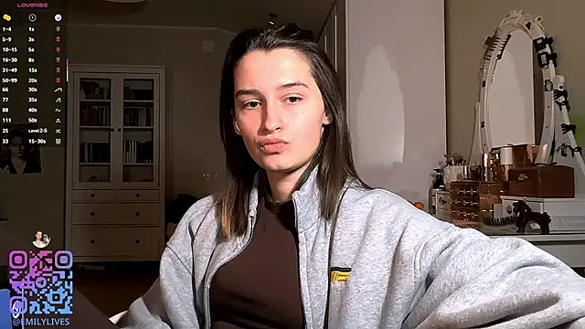 DarlineBrustera online show from January 7, 2026, 2:22 pm