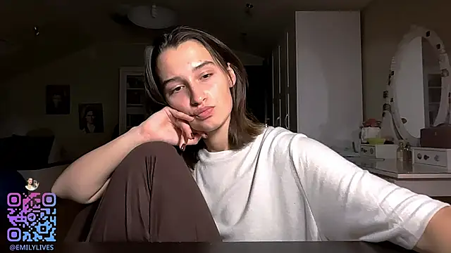 Snapshot of DarlineBrustera chatting on November 1, 2025, 2:33 pm DarlineBrustera online show from November 1, 2025, 2:33 pm