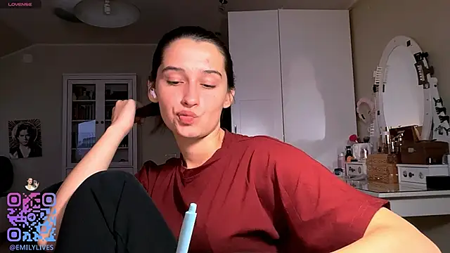 DarlineBrustera online show from February 7, 2026, 2:25 pm