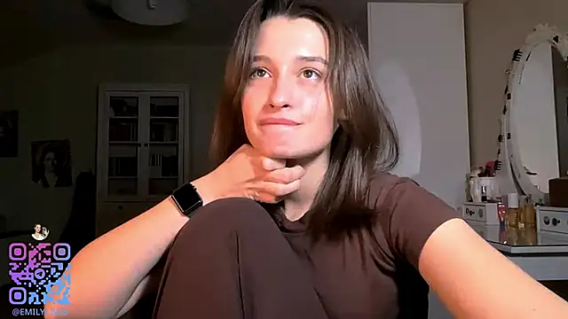 Snapshot of DarlineBrustera chatting on December 1, 2025, 2:18 pm DarlineBrustera online show from December 1, 2025, 2:18 pm