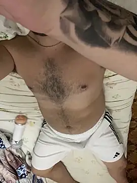 HOTDAN92 online show from October 29, 2025, 1:04 am