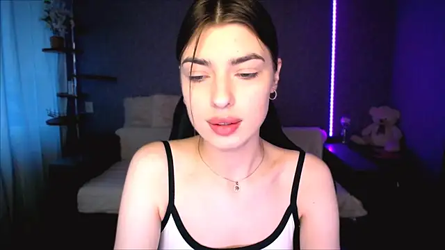 Snapshot of Dianaa_Lee0 chatting on June 18, 2026, 3:39 pm Dianaa Lee0 online show from June 18, 2026, 3:39 pm