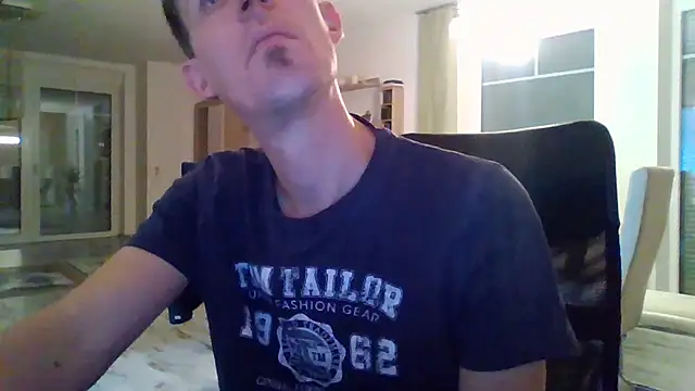 Snapshot of Trockenbau chatting on October 1, 2025, 1:15 pm Trockenbau online show from October 1, 2025, 1:15 pm