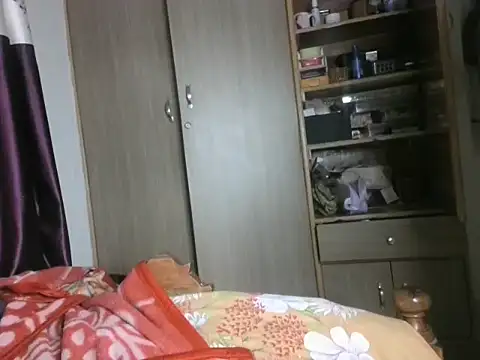 Snapshot of its_me_Rashmi chatting on November 25, 2025, 5:57 pm its me Rashmi online show from November 25, 2025, 5:57 pm