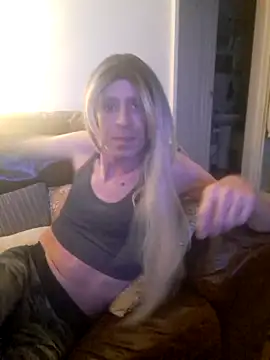 Snapshot of LAXdesires chatting on November 8, 2025, 7:28 pm LAXdesires online show from November 8, 2025, 7:28 pm