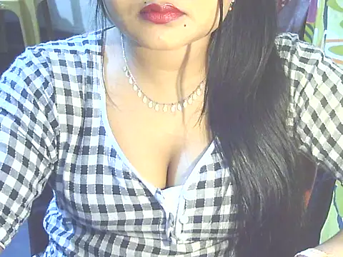 Nusrat Faria07 online show from November 13, 2025, 3:54 am