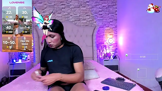 Lucia-Horny24 online show from November 18, 2025, 8:01 pm