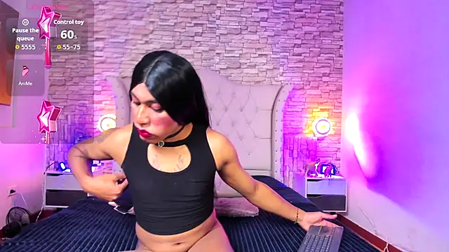 Lucia-Horny24 online show from November 24, 2025, 8:09 pm