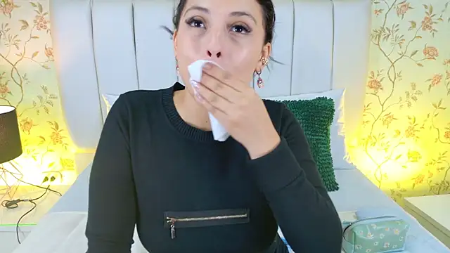 Lexxi gb online show from February 13, 2026, 8:42 pm