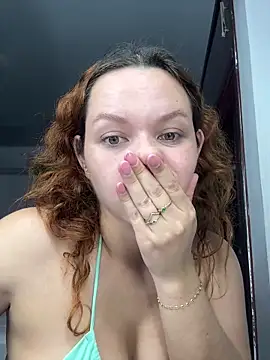 miacarrot online show from April 7, 2026, 4:09 pm