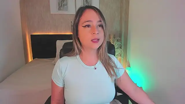 jessica hotxxx online show from November 20, 2025, 3:23 pm