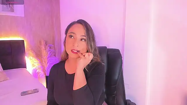 jessica hotxxx online show from November 15, 2025, 2:10 pm