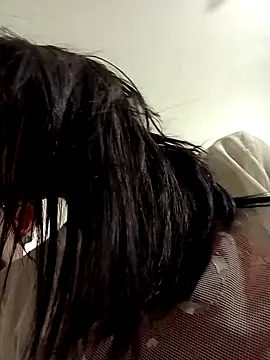 wet dreams001 online show from September 24, 2025, 11:06 am