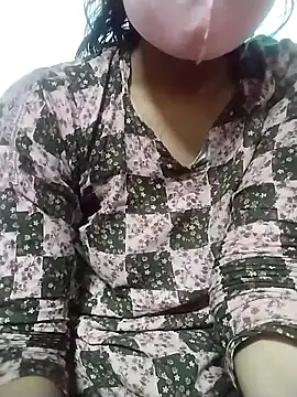 Snapshot of Nusrat-Q chatting on September 15, 2025, 3:23 pm Nusrat-Q online show from September 15, 2025, 3:23 pm