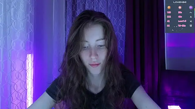 Snapshot of eskatmi chatting on July 19, 2026, 2:42 am eskatmi online show from July 19, 2026, 2:42 am