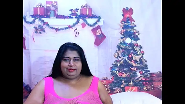 indianhoney694u online show from December 16, 2025, 5:06 pm