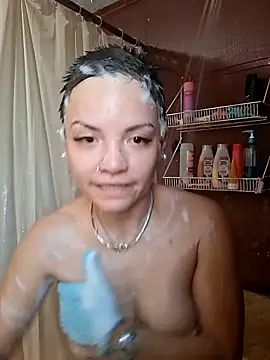 Snapshot of RicaSuave_69 chatting on May 5, 2026, 12:35 am RicaSuave 69 online show from May 5, 2026, 12:35 am