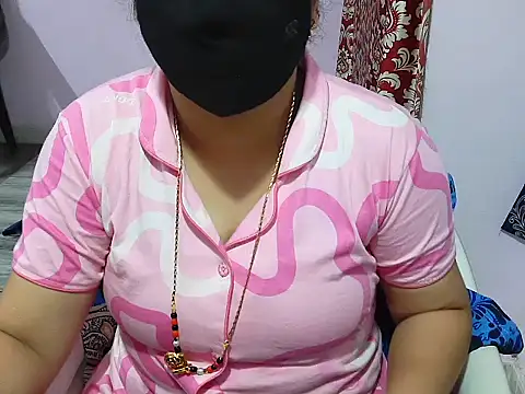 Snapshot of jannu6482 chatting on October 27, 2025, 2:29 pm jannu6482 online show from October 27, 2025, 2:29 pm