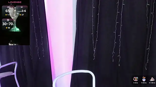 Snapshot of CandyAinsley chatting on November 23, 2025, 1:15 am CandyAinsley online show from November 23, 2025, 1:15 am