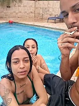 Snapshot of MorenoTatuado21c chatting on December 15, 2025, 6:47 pm MorenoTatuado21c online show from December 15, 2025, 6:47 pm