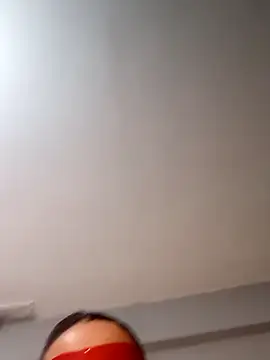 Snapshot of Maskelihatun chatting on December 14, 2025, 1:49 pm Maskelihatun online show from December 14, 2025, 1:49 pm