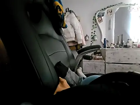 deviansilva online show from April 26, 2026, 8:33 am