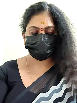 Snapshot of Sweetie_swetha37 chatting on November 1, 2025, 7:19 pm Sweetie swetha37 online show from November 1, 2025, 7:19 pm